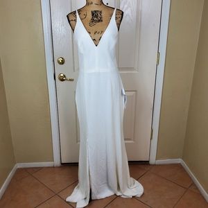 Dress the Population Women's Iris Spaghetti Strap Plunging Long Dress